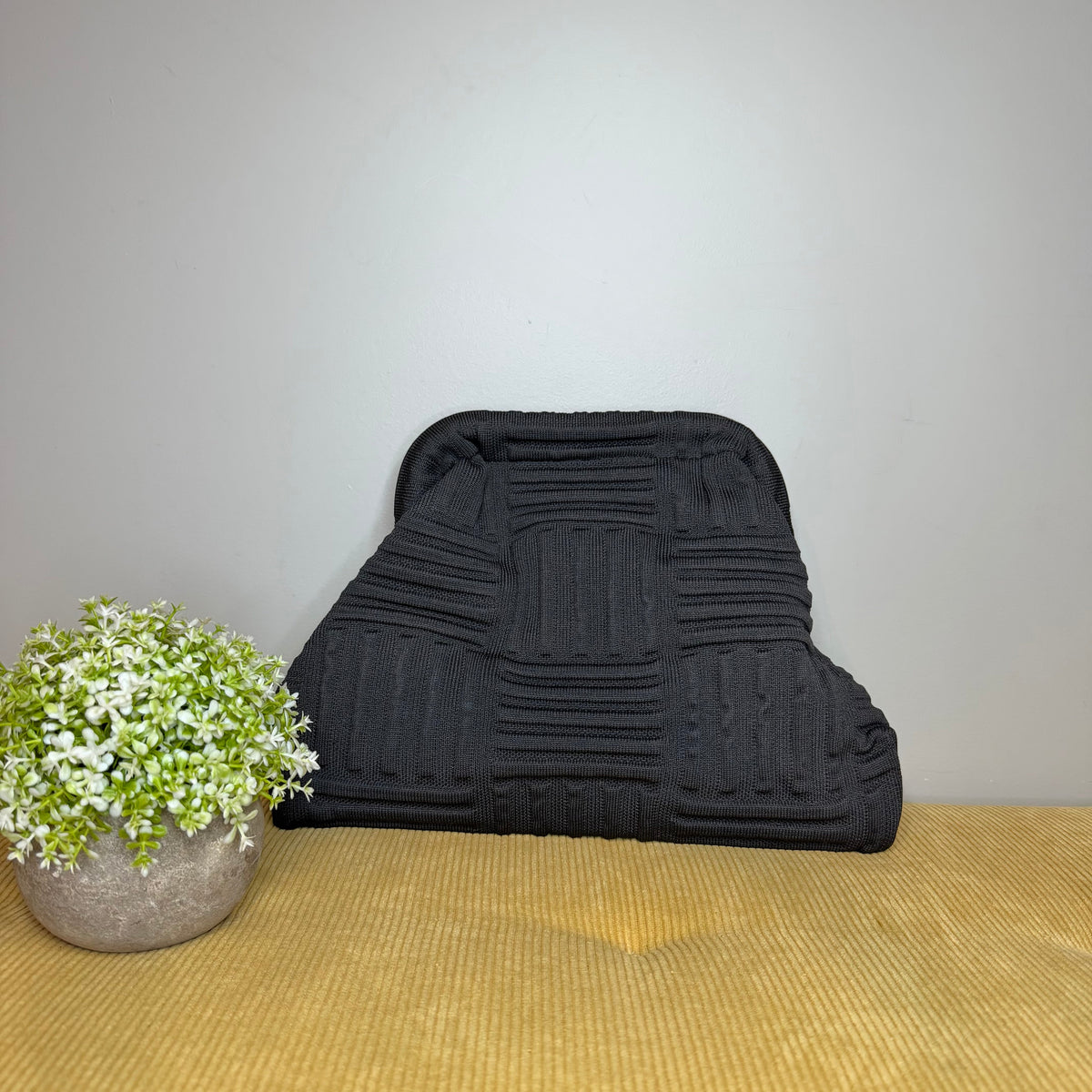 Emma Travel Clutch